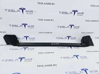 1500064-00 уплотнитель к Tesla model Y Арт 21841