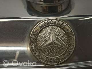 Решетка радиатора Mercedes W114 1970г. 1158880523 , artPUM35802 - Фото 10