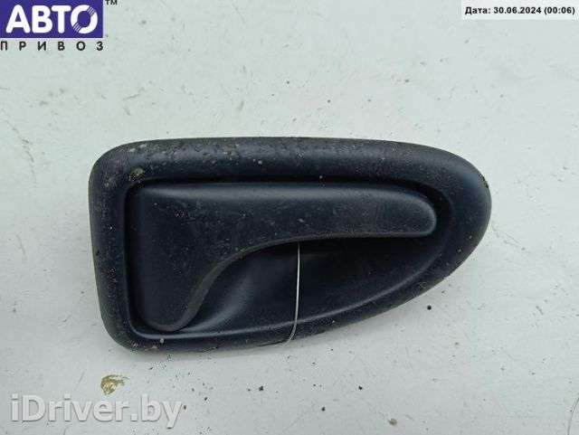Ручка двери внутренняя задняя правая Renault Megane 1 2001г. 8200028995 - Фото 1