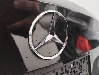 Эмблема Mercedes C W204 2010г.  - Фото 4