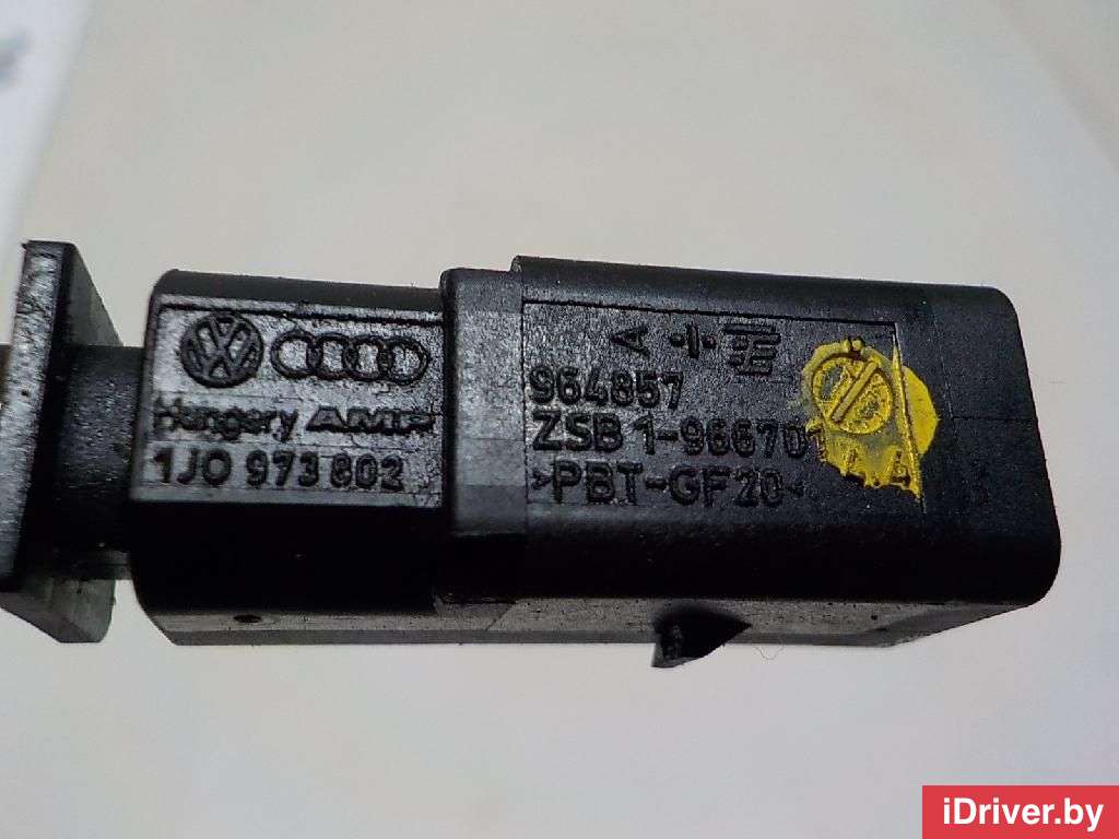 Разъем AUX / USB Skoda Rapid 2001г. 1J0973802 VAG  - Фото 8