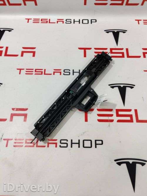 Моторчик регулировки сиденья Tesla model X 2019г. 9876524-03-A,443683007,1988265 - Фото 1