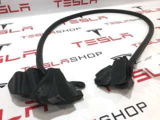 Уплотнитель Tesla model S 2014г. 6009593-00-D - Фото 3