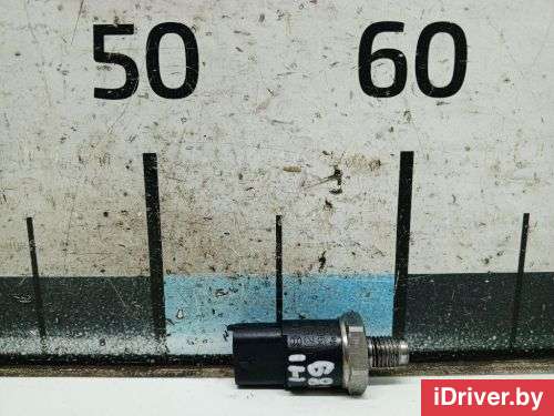 Датчик давления топлива Hyundai Lantra 3 2000г. 0281002405 BOSCH - Фото 1