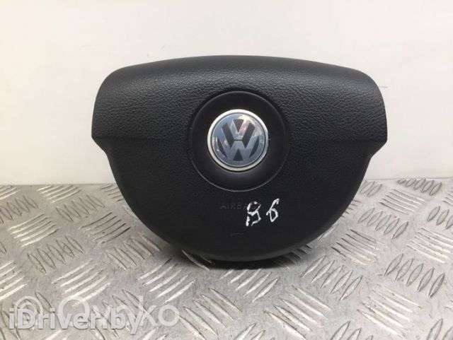 Подушка безопасности водителя Volkswagen Passat B6 2006г. 3c0880201 , artGIR15812 - Фото 1