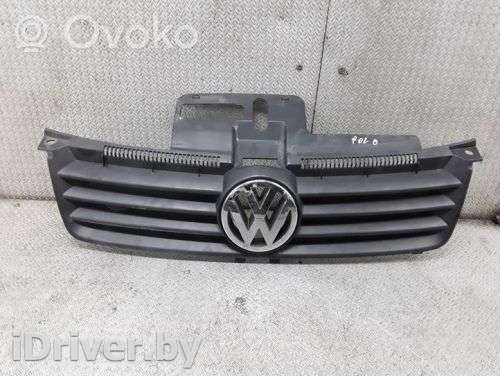 Решетка радиатора Volkswagen Polo 4 2003г. 6q0853653c , artDEV330381 - Фото 1