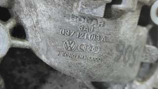 Насос антифриза (помпа) Volkswagen Polo 3 1997г. 037 121 013 A - Фото 3