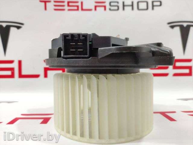 Моторчик печки Tesla model S 2022г. 1539475-00-A - Фото 1