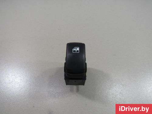 Кнопка стеклоподъемника Hyundai Getz 2008г. 935801C000WK Hyundai-Kia - Фото 1