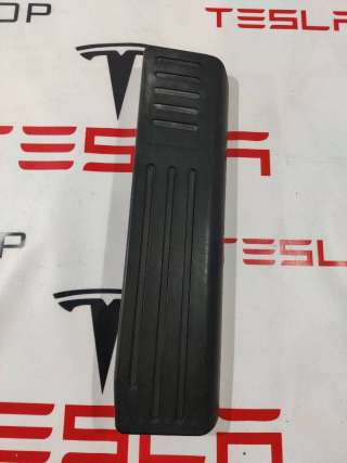 6005968-00-C Панель для отдыха ноги водителя к Tesla model S Арт 99442232