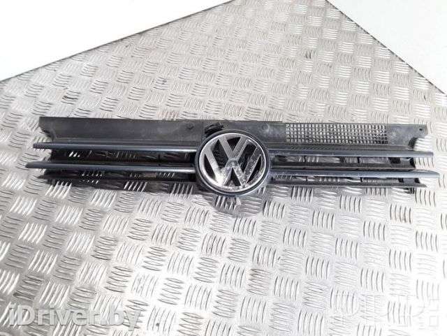 Решетка радиатора Volkswagen Golf 4 2001г. 1j0853651d , artTRA13023 - Фото 1