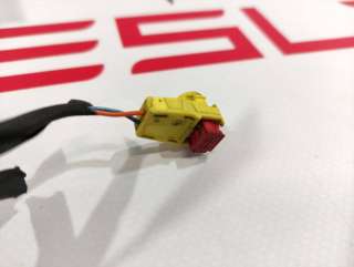 Разъем (фишка) проводки Tesla model 3 2019г. 1067955-00-G - Фото 4