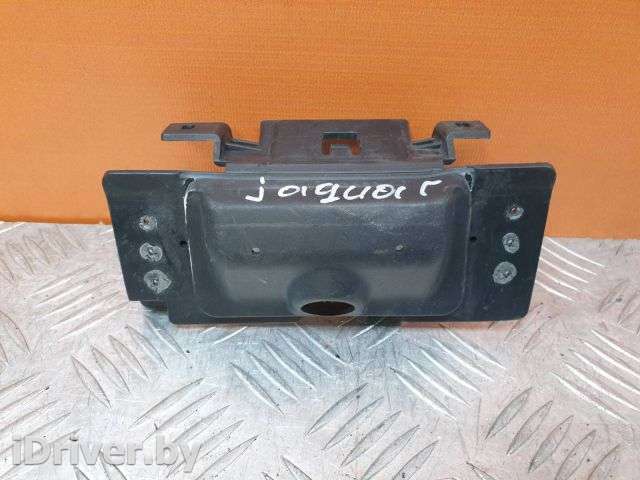 кронштейн камеры Jaguar XJ X351 2009г. C2D5373XXX, AW9317B861A - Фото 1
