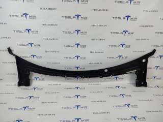 1060509-00 Дождевик (жабо) - панель щёток стеклоочистителя пластиковая к Tesla model S Арт 16065