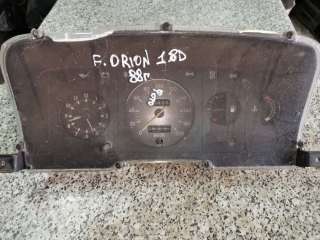 Щиток приборов (приборная панель) Ford Orion 1988г.  - Фото 2