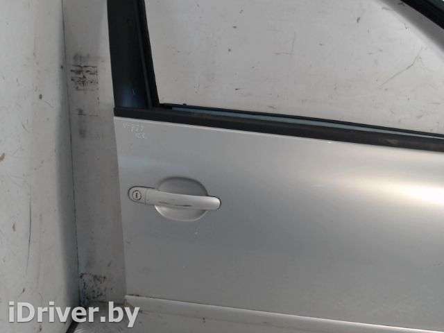 ручка боковой двери наружная перед прав Volkswagen Passat B5 1999г.  - Фото 1