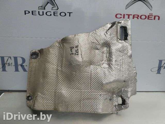 Шумоизоляция двигателя Citroen Berlingo 2 2012г.  - Фото 1