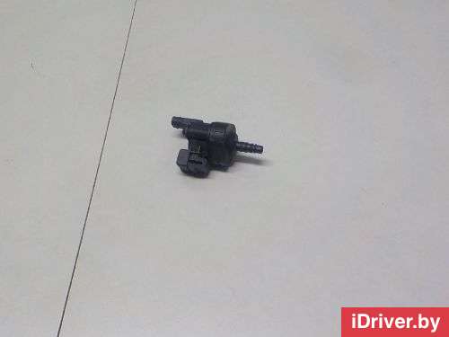 Клапан вентиляции топливного бака Audi Q3 2 2013г. 06H906517H VAG - Фото 1
