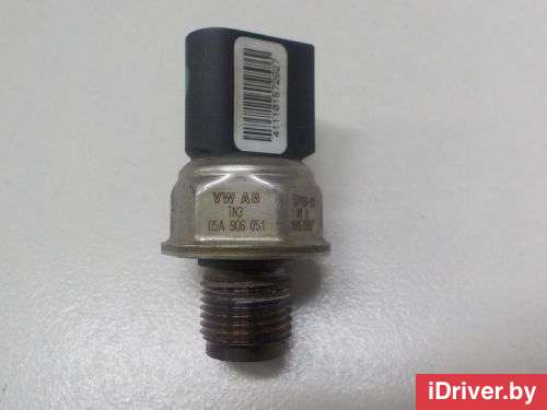 Датчик давления топлива Audi A4 B8 2008г. 05A906051 VAG - Фото 1