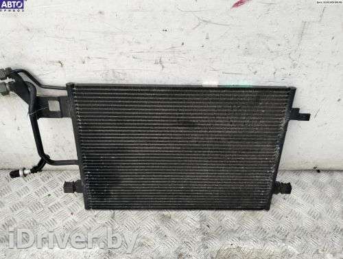 Радиатор охлаждения (конд.) Volkswagen Passat B5 1997г. 8D0260401E - Фото 1