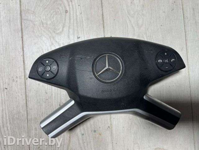 Подушка безопасности водителя Mercedes ML W164 2009г.  - Фото 1