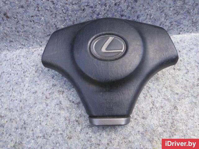 Подушка безопасности в рулевое колесо Lexus IS 2 2000г.  - Фото 1