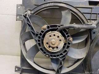 Вентилятор радиатора Volkswagen Golf 4 2003г.  - Фото 5