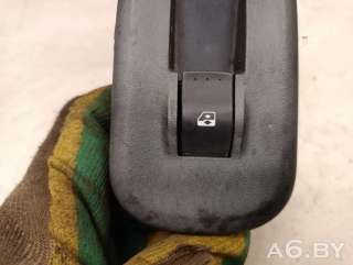 Кнопка стеклоподъемника переднего правого Renault Master 3 2010г. 8200548968,1007478 - Фото 2