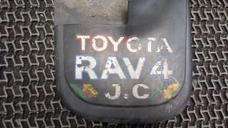 Брызговик Toyota Rav 4 3 2006г.  - Фото 2