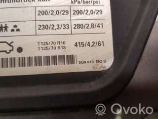 Лючок топливного бака Volkswagen Golf 7 2014г. 5g0010852d, 5g9809857, 5g9809999 , artROC4229 - Фото 2