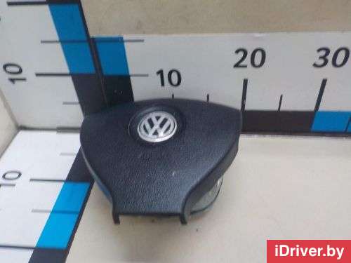 Подушка безопасности в рулевое колесо Volkswagen Scirocco 2009г. 1K0880201BS1QB - Фото 1