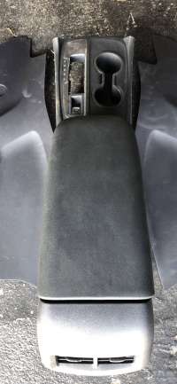подлокотник Chevrolet Equinox 3 2020г.  - Фото 2