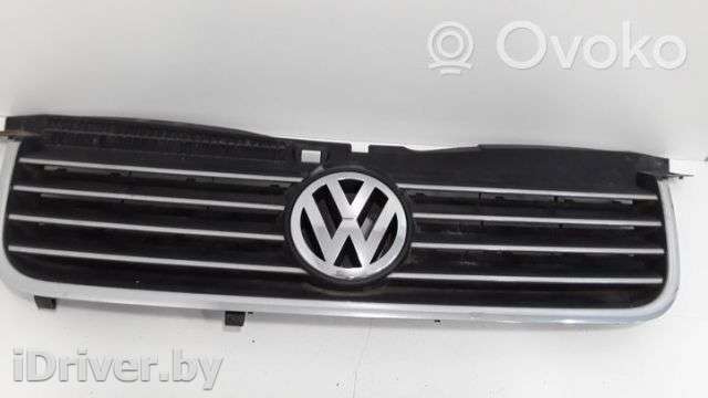 Решетка радиатора Volkswagen Passat B5 2003г. 3b0853651 , artCIV30207 - Фото 1