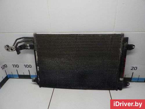 Радиатор кондиционера Volkswagen Caddy 3 2021г. 1K0820411Q VAG - Фото 1