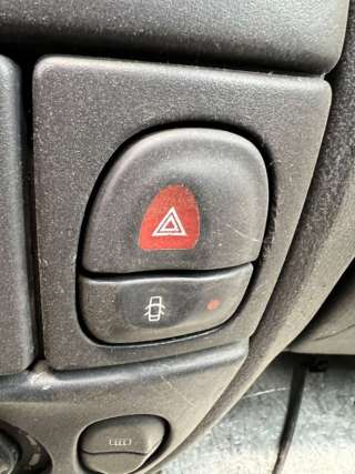  Кнопка аварийки к Renault Megane 1 Арт 3071909