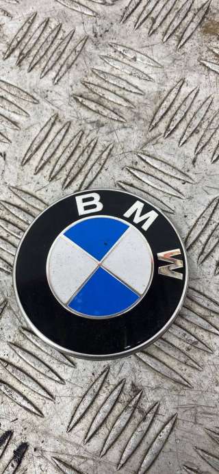 8219237 Эмблема к BMW 3 F30/F31/GT F34 Арт 18.66-897573