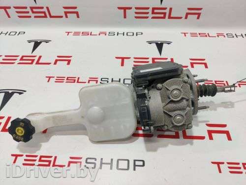 цилиндр тормозной главный Tesla model X 2018г. 1045523-00-C - Фото 1