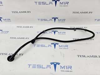 1013245-00,1013244-00 Дренажная трубка панорамной крыши задняя к Tesla model S Арт 18111