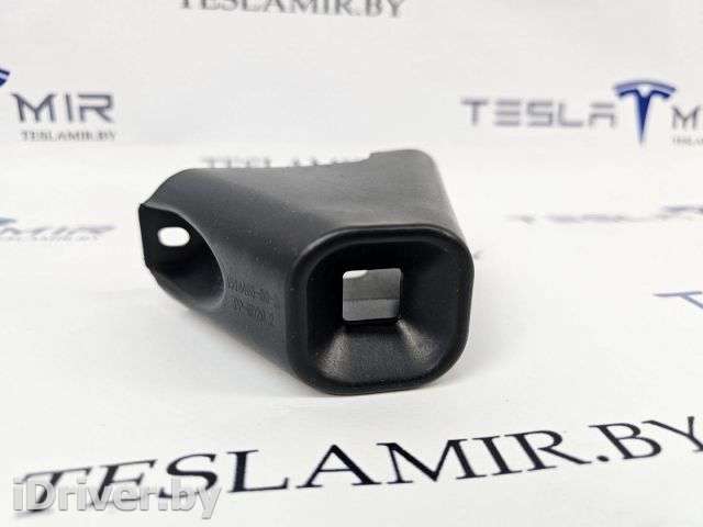 Кронштейн решетки радиатора Tesla model Y 2021г. 1514466-00 - Фото 1
