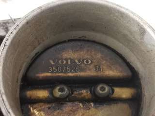 Заслонка дроссельная Volvo S70 1998г. 8250463, 3507526 - Фото 3