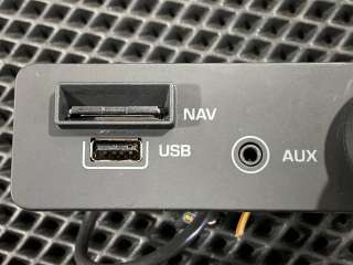 Разъем AUX / USB Jaguar XE 1 2017г. FK72-19C166-BD,C2D57634,C2D42798,C2D44065,C2D50848,C2D51466,C2D42800,FK7219C166BC,FK7210E898BC - Фото 5
