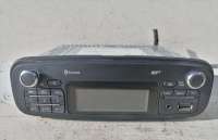  Магнитола (аудио система) к Renault ZOE Арт 65281092