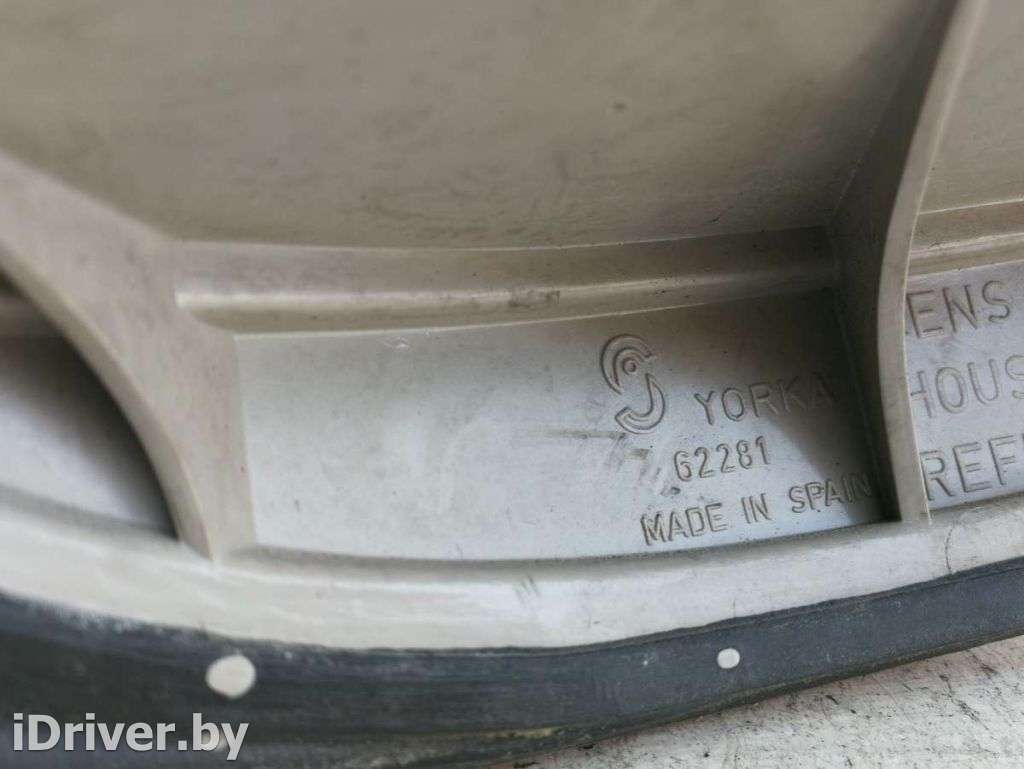 Фонарь задний правый Opel Zafira A 2003г. 9117446  - Фото 2