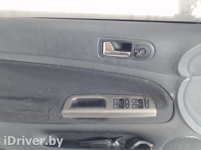 блок кнопок стеклоподъемников перед лев Volkswagen Passat B5 1999г.  - Фото 1