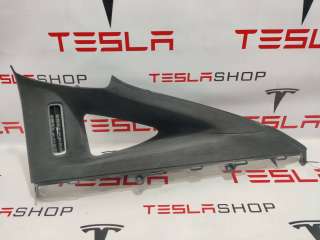 1035960-16-E,1052890-00-C Обшивка багажника к Tesla model X Арт 99451403