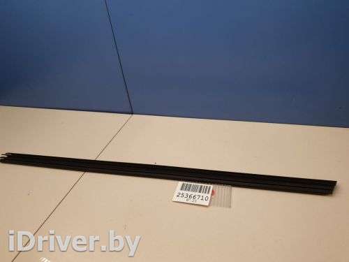 Накладка стекла передней левой двери Skoda Octavia A7 2014г. 5E0837479 - Фото 1