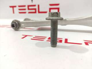 Болт Tesla model S 2022г. 1111522-00-A,1420422-99-C,1420441-00-G,1420435-00-F,1420421-99-G - Фото 2