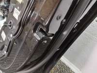 Ручка наружная передняя правая Volkswagen Tiguan 1 2011г.  - Фото 8