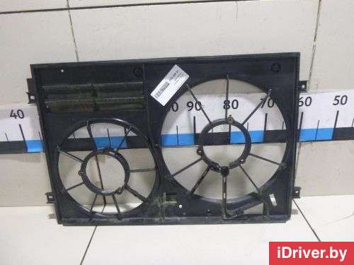 Диффузор (кожух) вентилятора Audi TT 3 2007г. 1K0121205B VAG - Фото 1