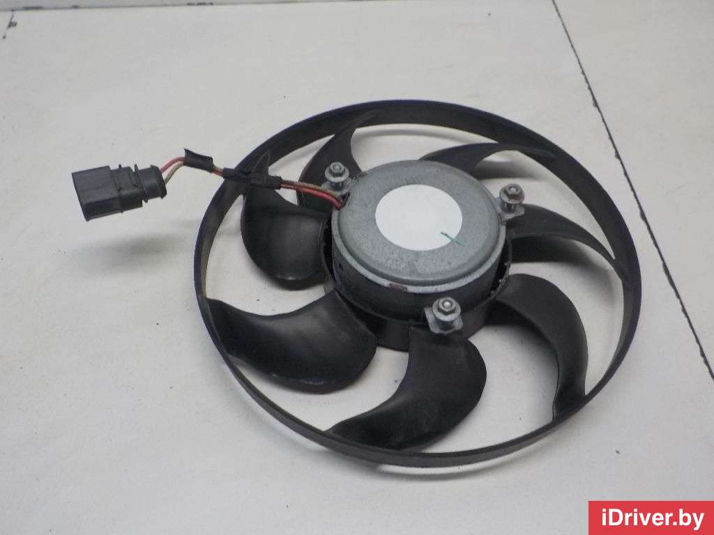 Вентилятор радиатора Volkswagen Jetta 5 2021г. 1K0959455ET VAG  - Фото 3